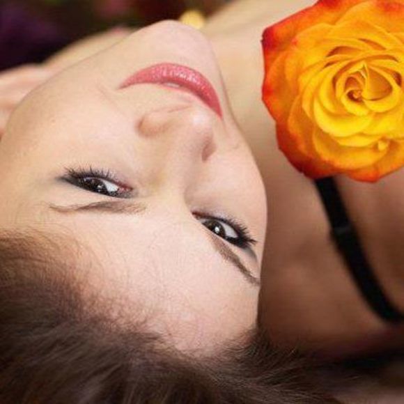 Meet your Posher, Ada - Picture 1 of 1